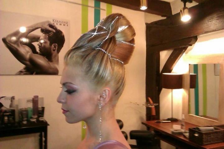 les sophistiquées coiffeur mariage expérimenté  Amboise